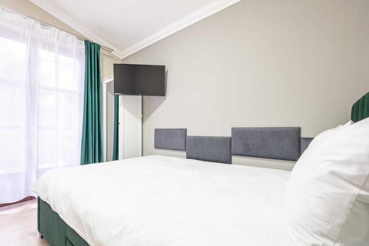 Appartement House Flat à Oradea Extérieur photo