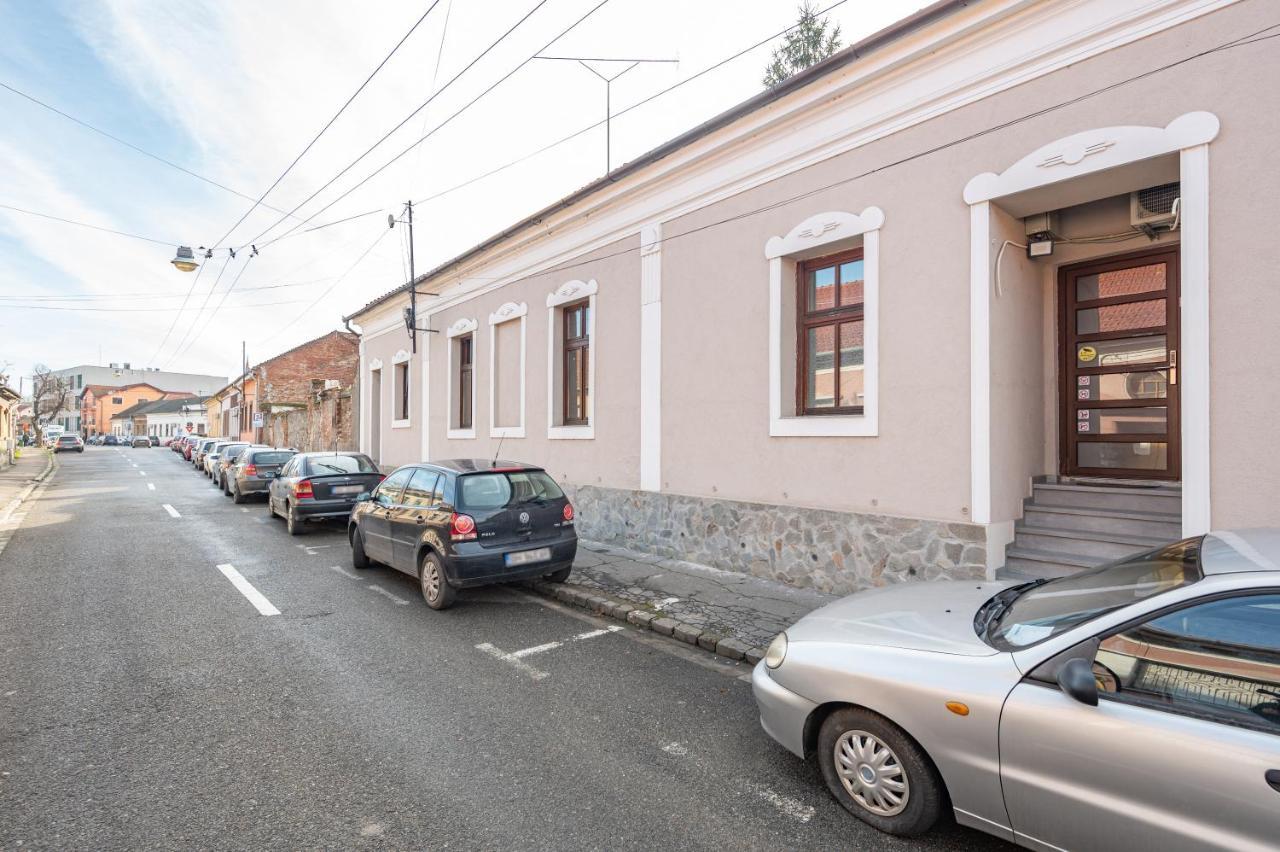 Appartement House Flat à Oradea Extérieur photo